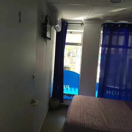 Calderón Pensión Alicante